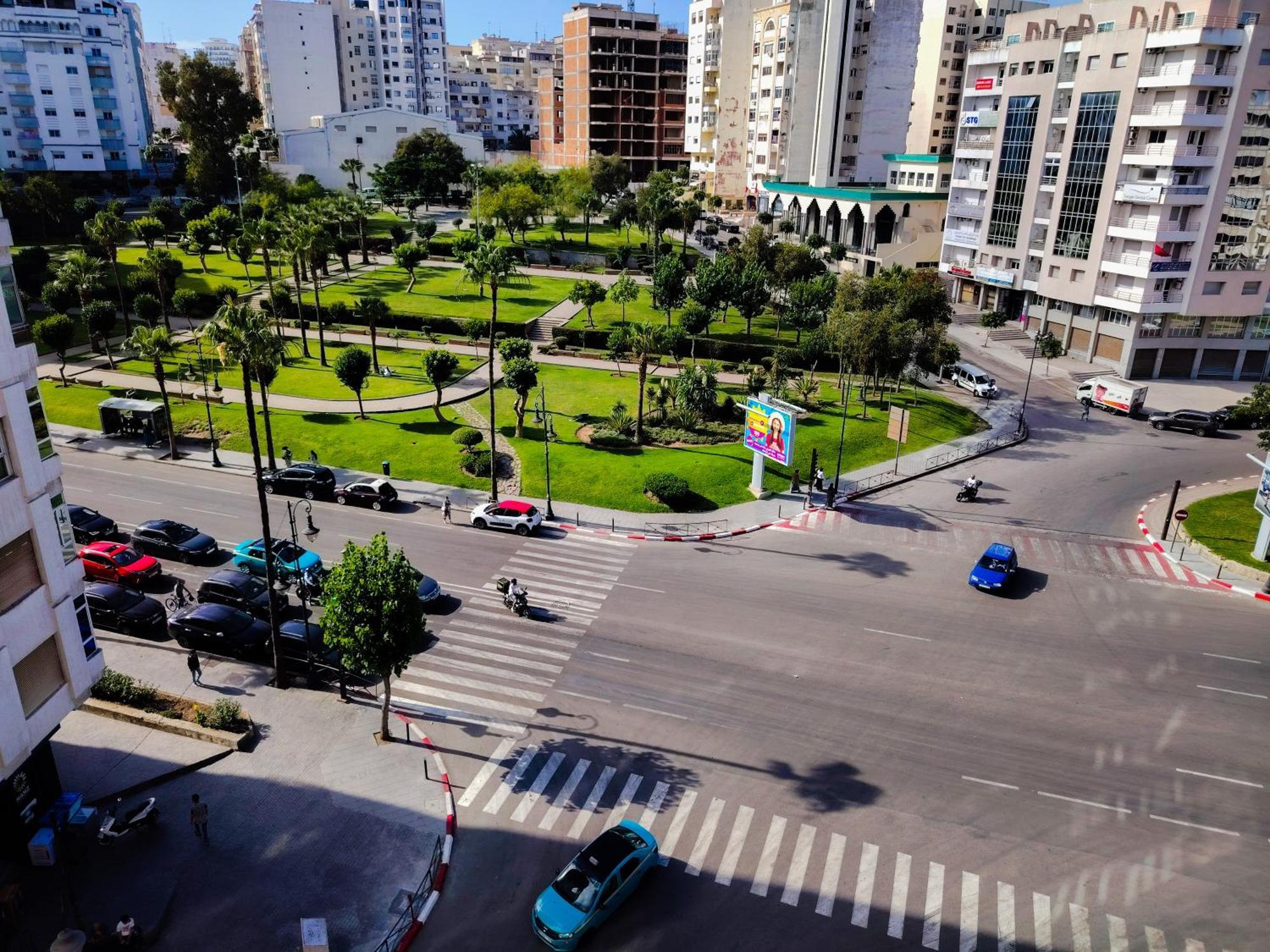 Nouveau Appartement Prestige Avec Vue Paronamique Tangier Exterior photo